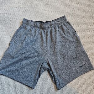 Nike Men's Heather Gray Athletic Shorts
